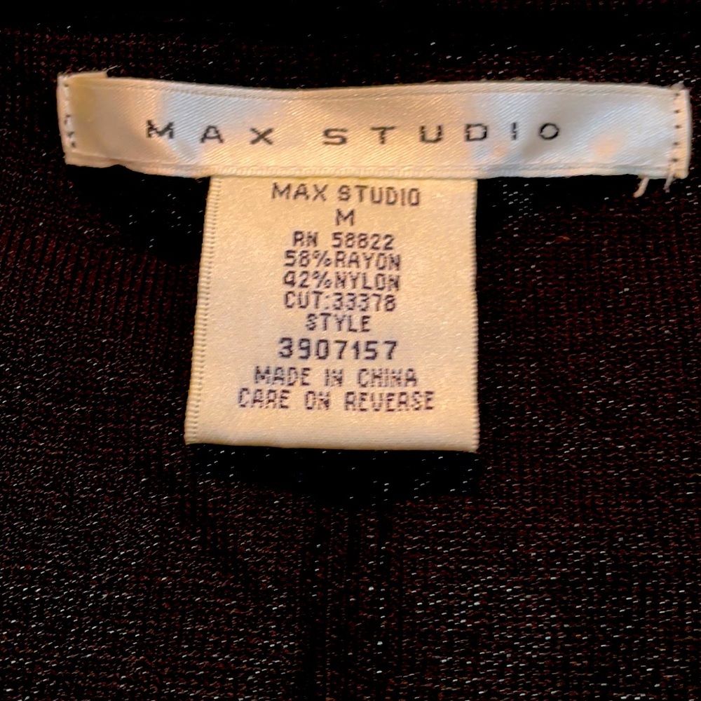 MAX STUDIO - Picture 4 of 4